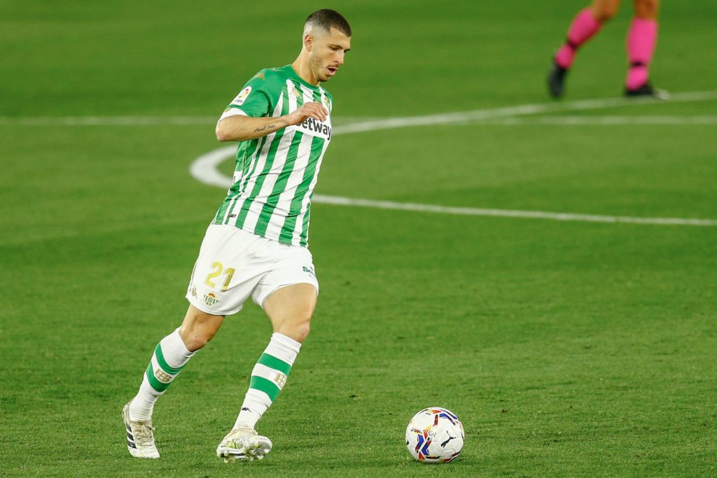 Liverpool set to battle Arsenal in the race to sign Real Betis' Guido Rodriguez