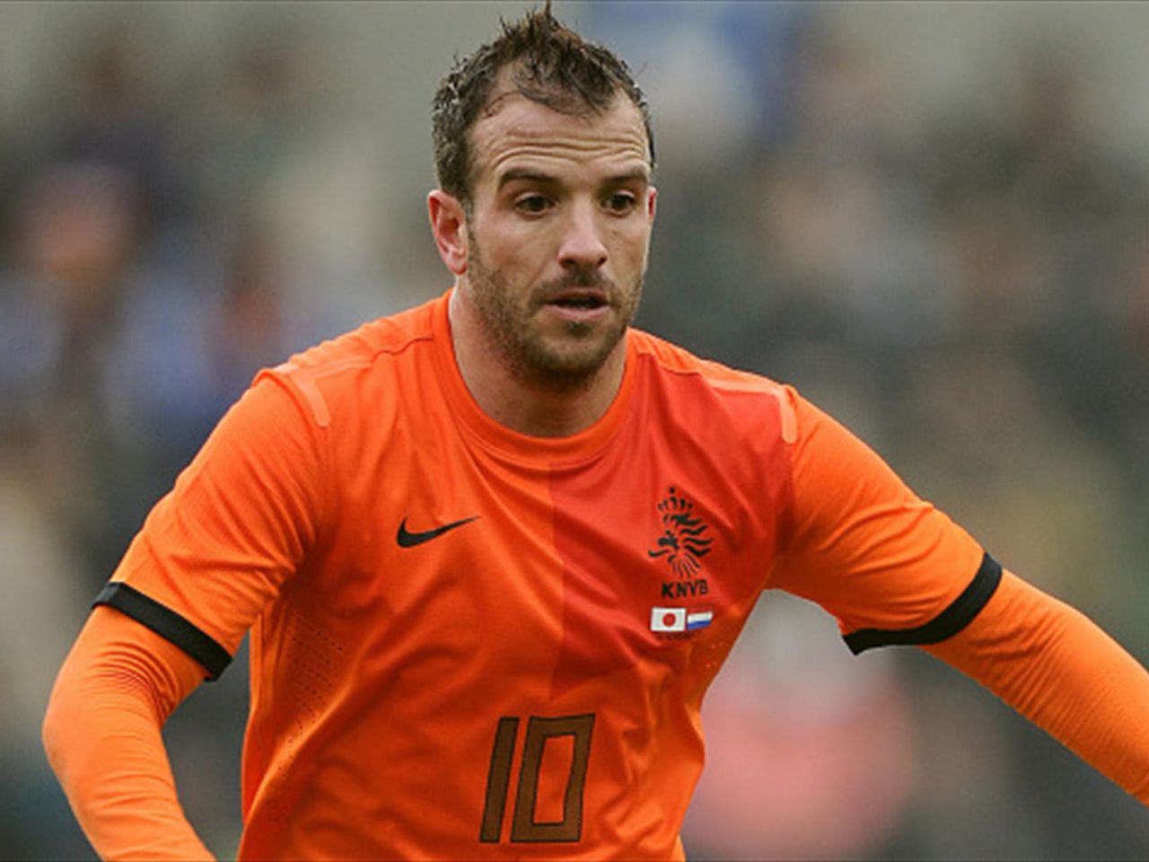 Rafael van der Vaart makes Danish move - Eurosport