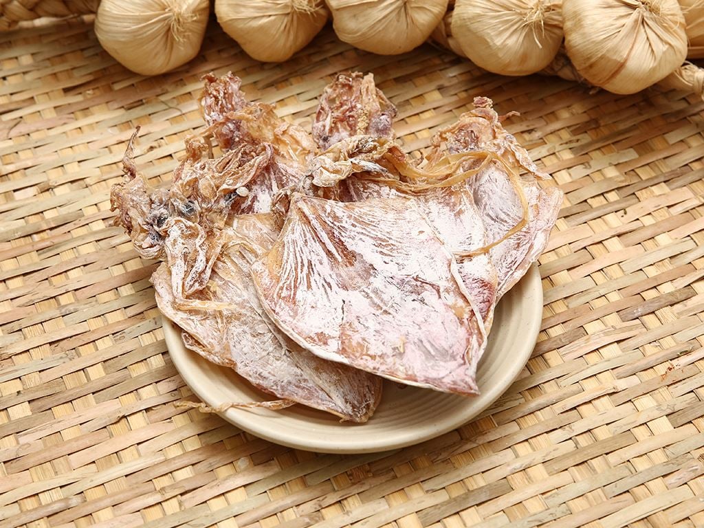 Cách bảo quản mực khô giữ được lâu, không bị khô và mốc - Vua Nệm