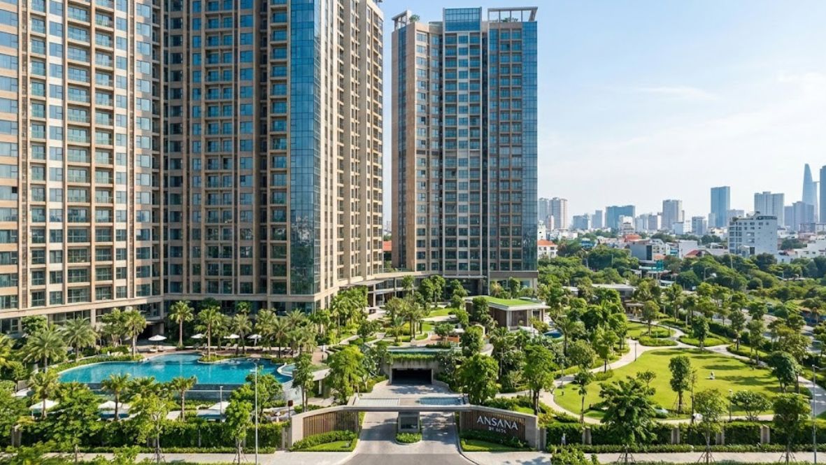 Mô tả công viên xanh mát và đường dạo bộ nội khu Ansana By Kita