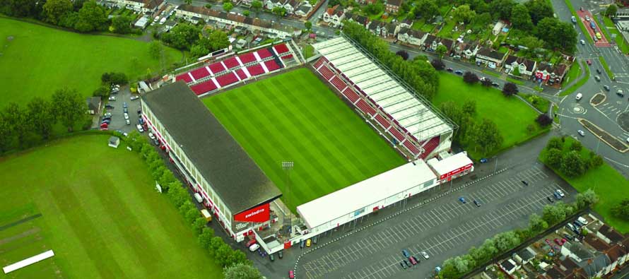 Sân vận động Thị trấn Swindon - Sân vận động của Quận từ Kiểm tra Năng lượng - Football Tripper