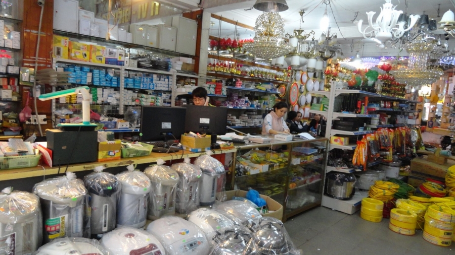 cửa hàng vật tư điện lạnh Hà Nội