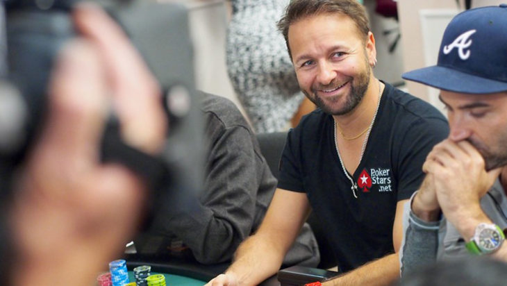 4 ván bài Poker hay nhất trong thập kỷ qua - The Frisky