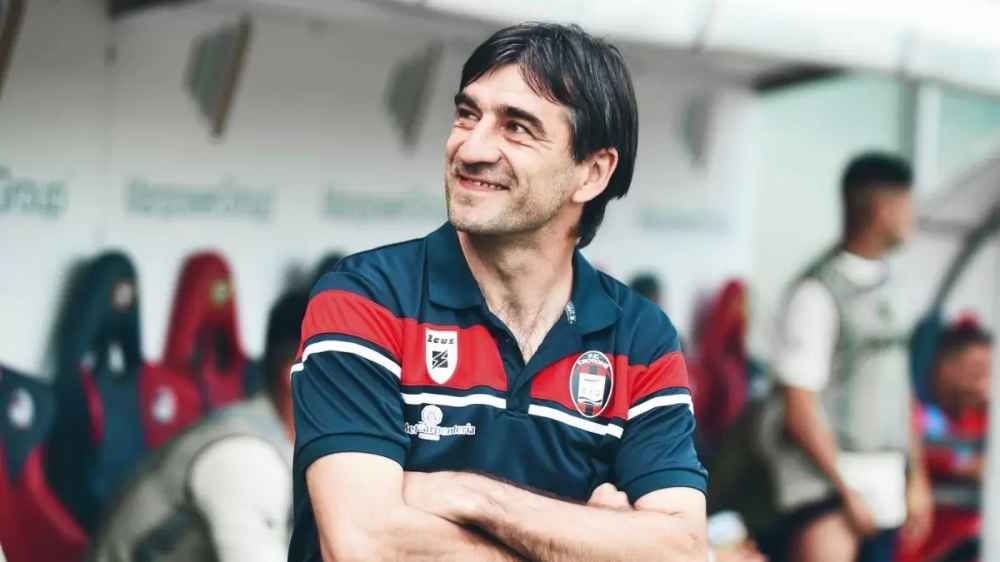 Tiểu sử Ivan Juric - Footbalium