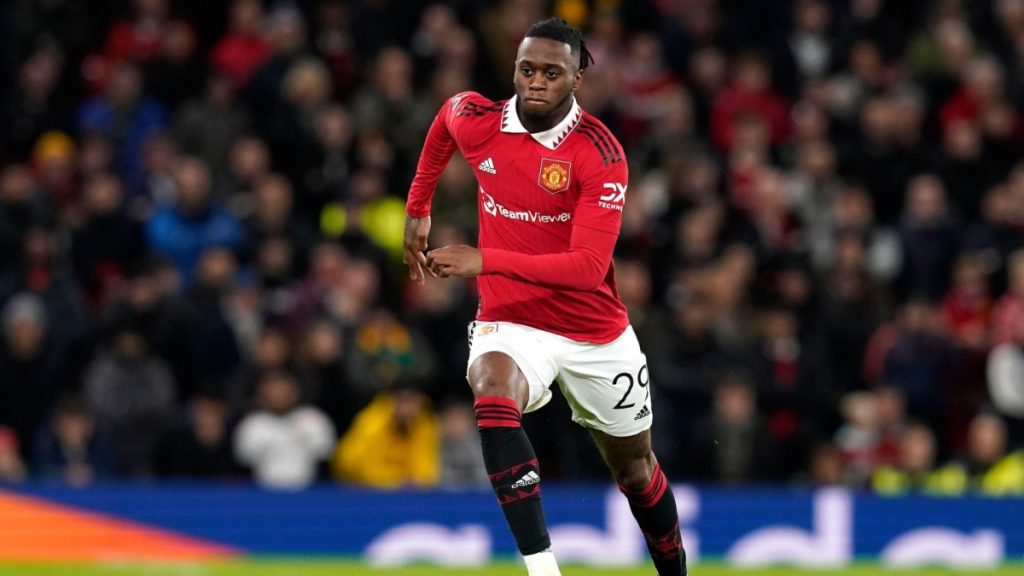 Tiểu sử Aaron Wan-Bissaka - Footbalium