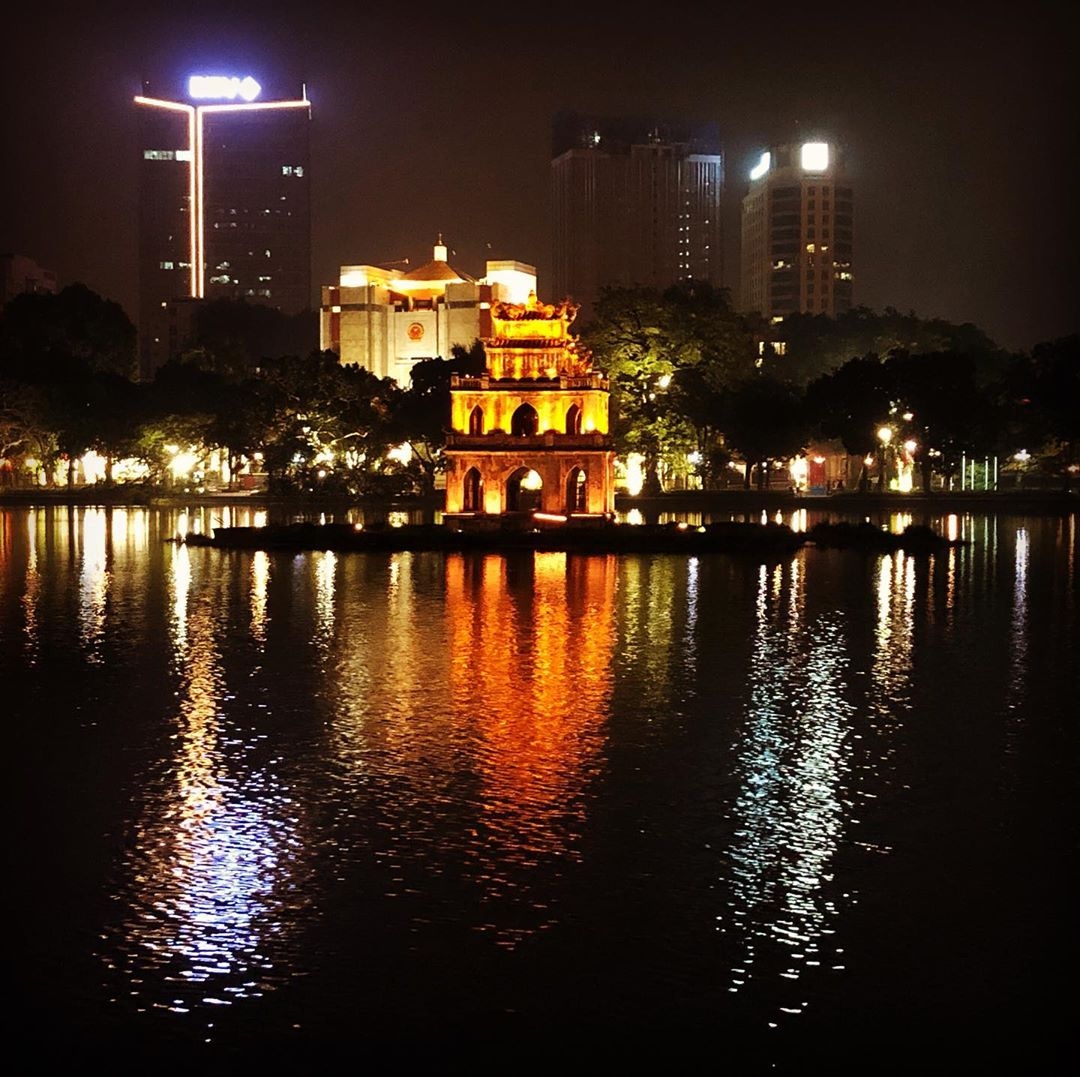 Hình ảnh Hồ Gươm Hà Nội về đêm