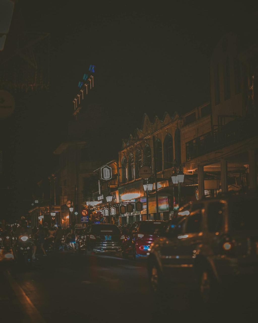 Hình hình ảnh phố thủ đô về đêm