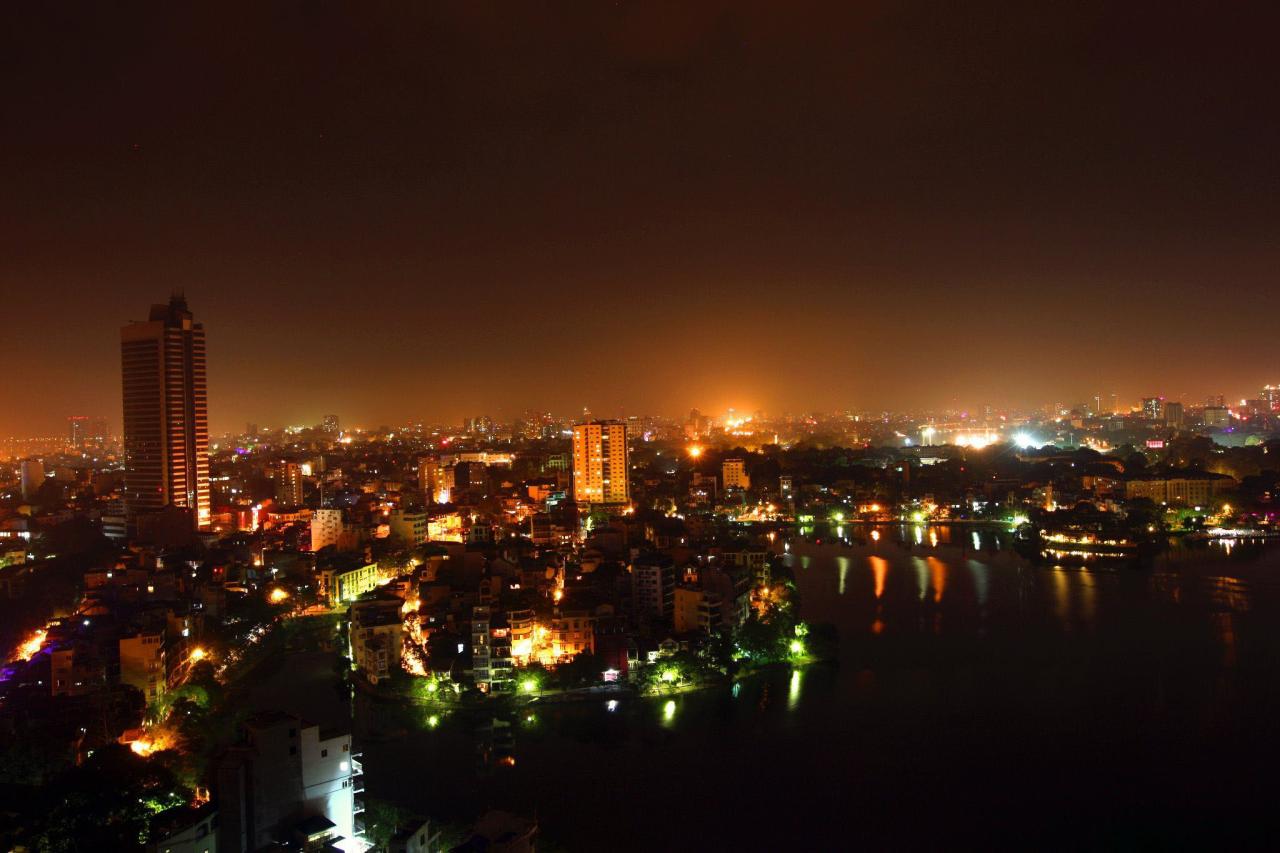 Hình ảnh thành phố Hà Nội về đêm