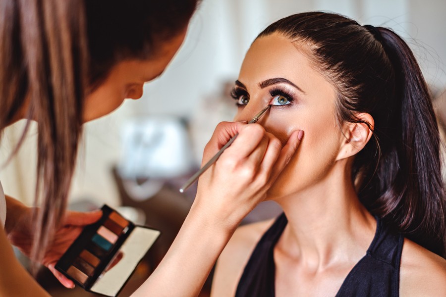 Học make up tại Winnie Academy Beauty có nhiều ưu đãi