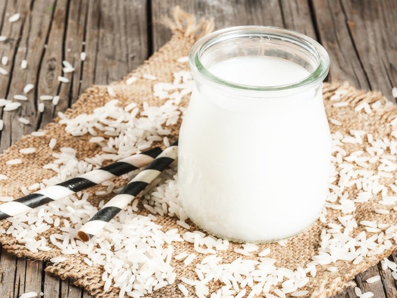 Top 9 cách làm căng da mặt tự nhiên đơn giản tại nhà