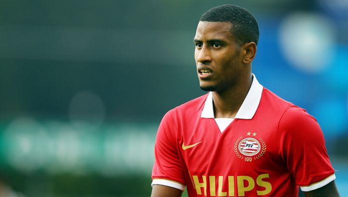 De nachtmerrie van Narsingh is na 10 maanden onzekerheid voorbij | Nederlands voetbal | AD.nl