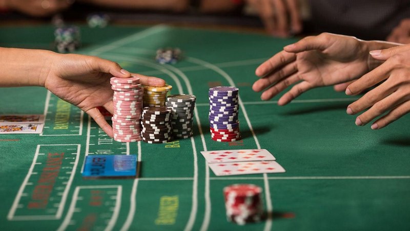 Lời khuyên về kỹ thuật chơi bài Baccarat từ những người thắng lớn