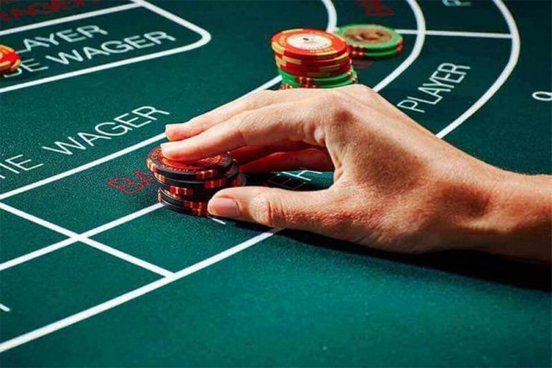 Lời khuyên về kỹ thuật chơi bài Baccarat từ những người thắng lớn
